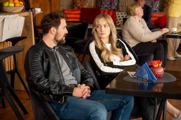 News Barwy szcz�cia - 2891 odc. Rawiczowa pragnie pogodzi� si� z synem Cezarym. Streszczenie 2891 i 2892 odc.