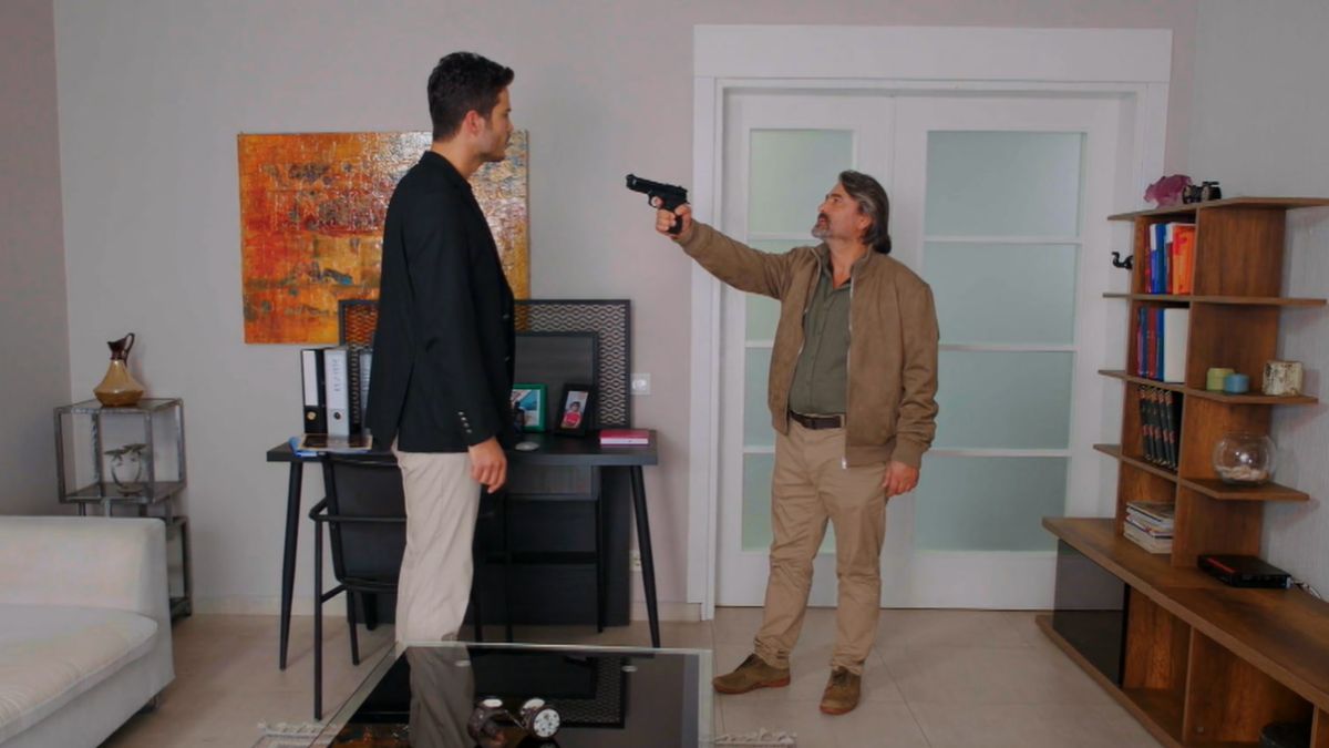 News Mio i nadzieja odc. 294. Ege na celowniku Cihana... Streszczenie 294 odc.