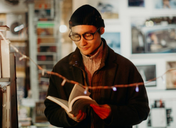 News Tokarczuk, Mr�z i Nosowska najch�tniej kupowani w listopadzie. Co czytali�my?