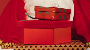 News Dla m�odszych i starszych. Pomys�y na ksi��kowe prezenty 2023�