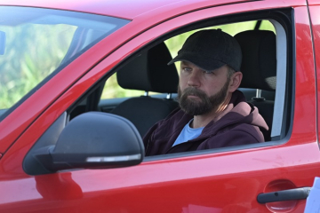 News Pierwsza mi�o�� odc. 3890 i 3891 streszczenie: Piotr w pogoni za psychopat�. Czy uda si� z�apa� Mateusza?