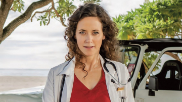 News Ratunek, okazuje si� pocz�tkiem k�opot�w... – Lekarka z rajskiej wyspy. Tajemnica