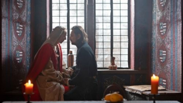 News Korona kr�l�w. Jagiellonowie - 125 odc. Jagie��o udaje si� do Brze�cia, ma przeczucie, �e El�bieta nie doczeka jego powrotu. Streszczenie 125 i 126 odc.