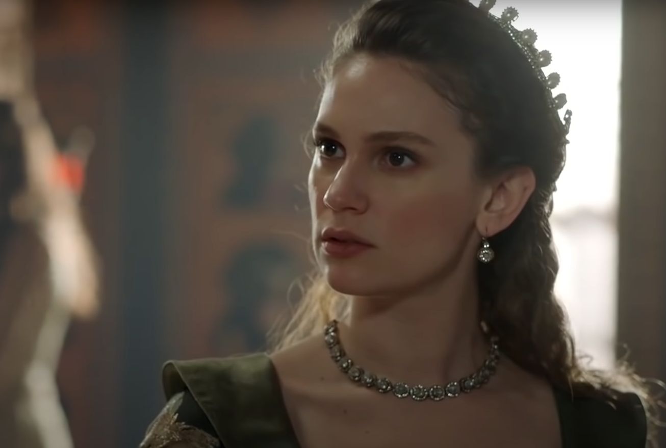 News Wspania�e stulecie: Su�tanka K�sem - 90 odc. Murad chroni ksi�niczk� Fari�. Streszczenie 90 i 91 odcinka