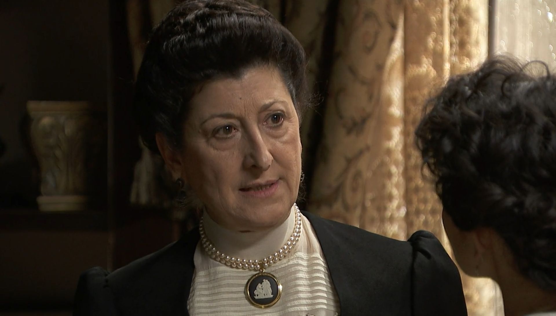 News Akacjowa 38 odc. 789 odc. Elvira wybiera zakon. Diego zostaje uratowany, ale Blanca ulega zaka�eniu. Streszczenie 788 i 789 odc.