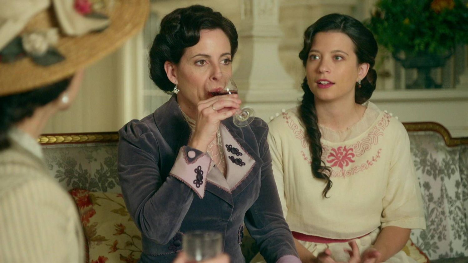 News La Promesa - pa�ac tajemnic - 352 odc. Vera zostaje zdemaskowana. Teresa walczy o �ycie Feliciana. Streszczenie 352 i 353 odc.