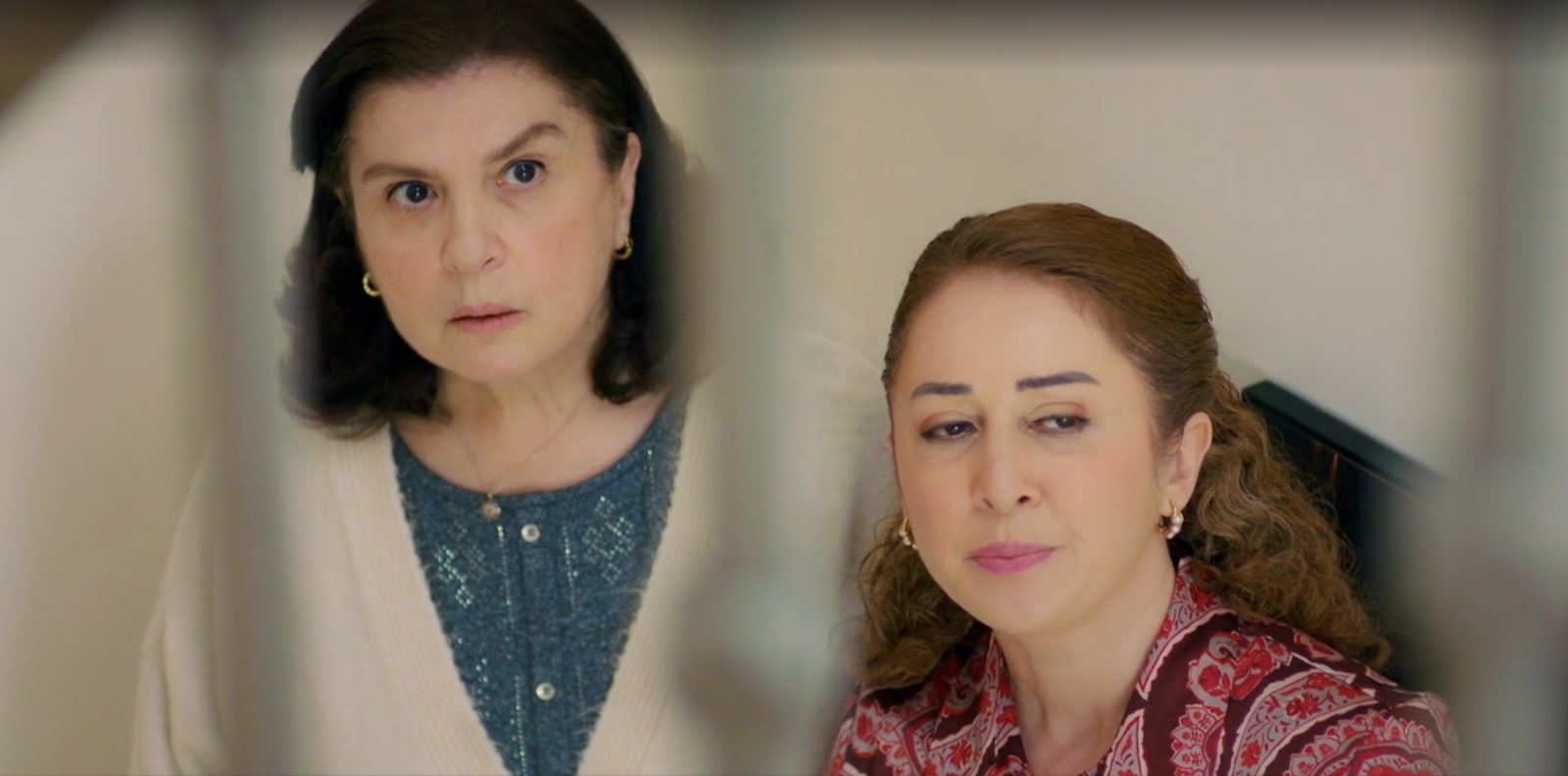 News Mi�o�� i nadzieja odc. 187. Naciye przy�apuje Kuzeya i Sil�. Streszczenie 187 odc.