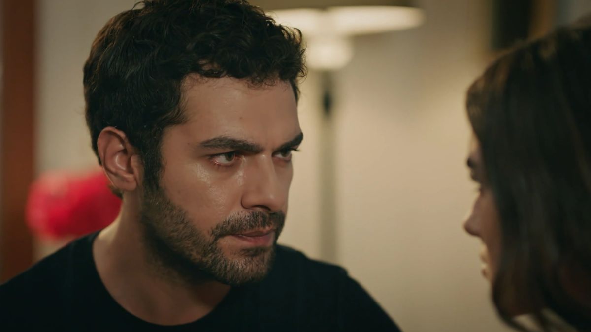 News Wichrowe wzg�rze - 245 odc. Zeynep dalej musi wype�nia� kolejne punkty umowy z Halilem. Streszczenie 245 i 246 odc. 