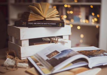 News Nieznane karty z historii Kocioa. „Tajne Archiwum Watykaskie