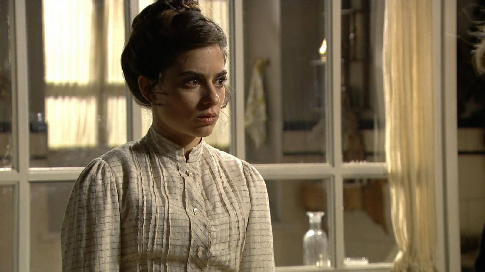 News Akacjowa 38 odc. 550. Teresa ko�czy zwi�zek z Maurem, a Celia ujawnia swoj� tajemnic�! Streszczenie 550 i 551 odc. 