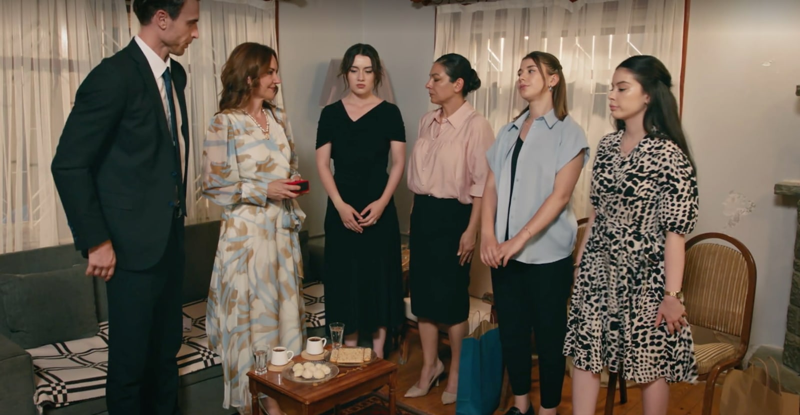 News Wichrowe wzgrze - 217 odc. Zeynep zarcza si z Alperem! Streszczenie 217 i 218 odc. 