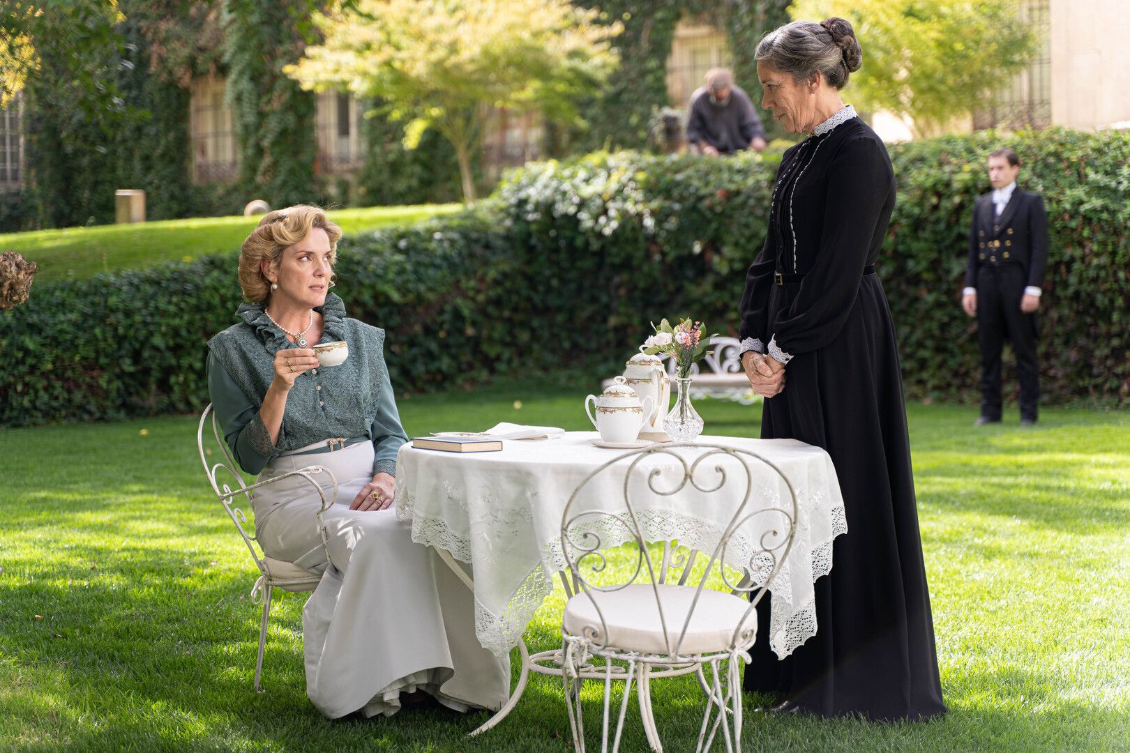 News La Promesa - pa�ac tajemnic - 13 odc. Posiad�o�� jest na skraju bankrutctwa. Streszczenie 13 i 14 odc.