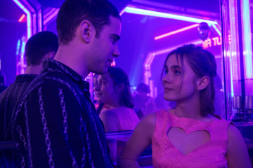 News „Przez moje okno 3: Zn�w ci� widz�” – kolejna cz�� filmowego cyklu w�a�nie trafi�a na Netfliksa! 