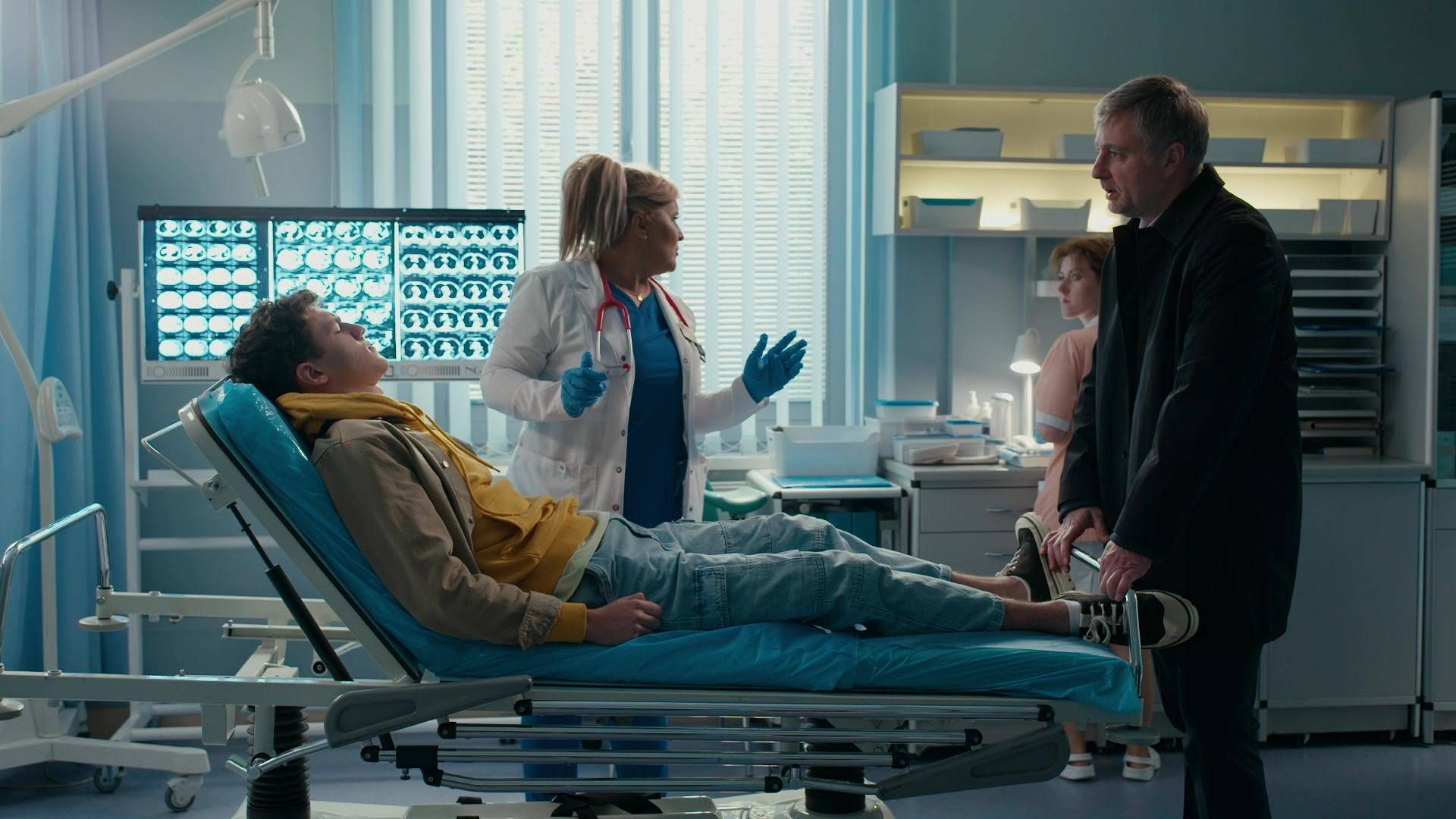 News Na dobre i na z�e - 909 i 910 odc. Blanka ratuje �ycie gangstera. Co si� wydarzy?