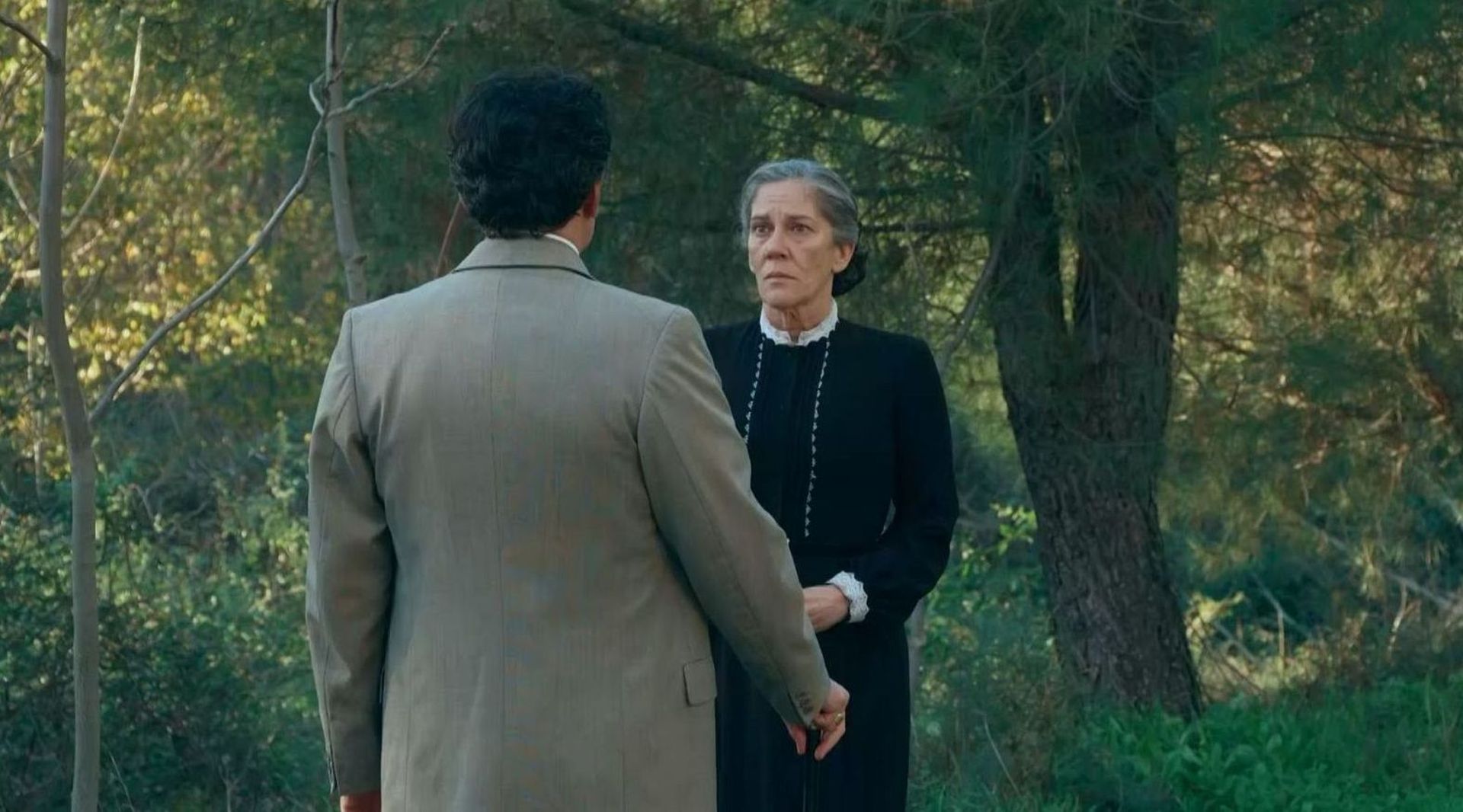 News La Promesa - pa�ac tajemnic - 358 odc. Markiza przerywa styp�! Cruz przekazuje Curro tragiczn� wiadomo��. Streszczenie 358 i 359 odc.