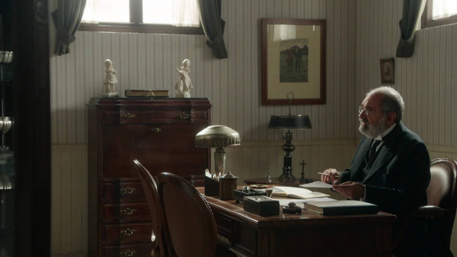 News La Promesa - pa�ac tajemnic - 308 odc. R�mulo jest w z�ym stanie. Catalina wci�� czeka na tlen... Streszczenie 308 i 309 odc.