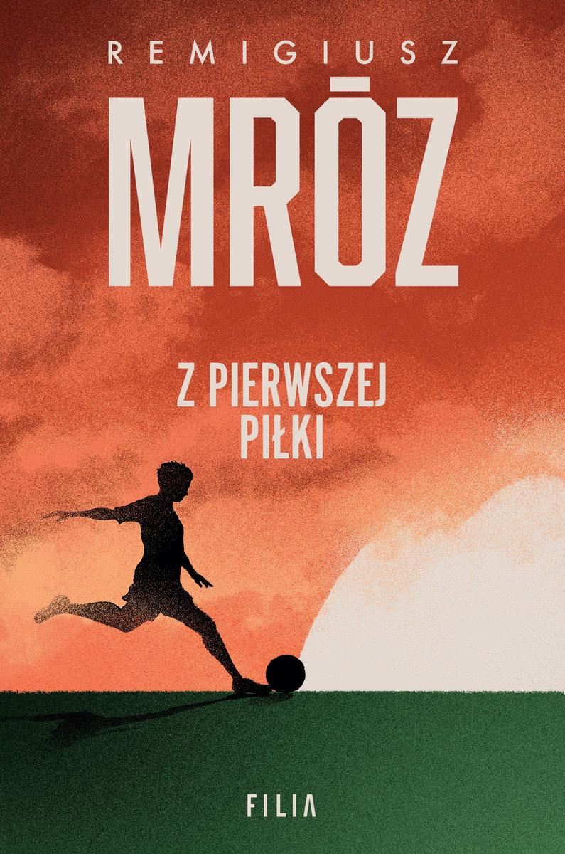 Z pierwszej piłki - książka