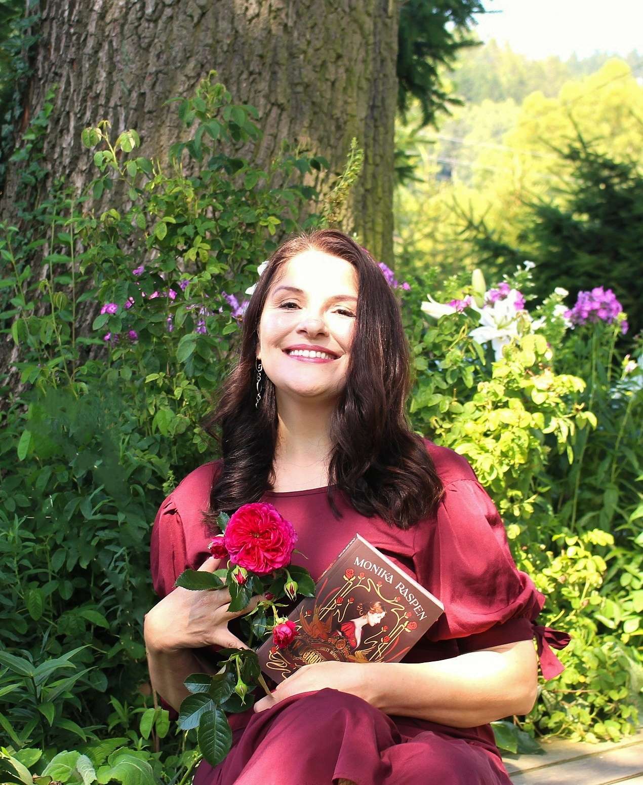 Okadka publicystyki - Historia jest bezwzgldn nauczycielk ycia. Wywiad z Monik Raspen