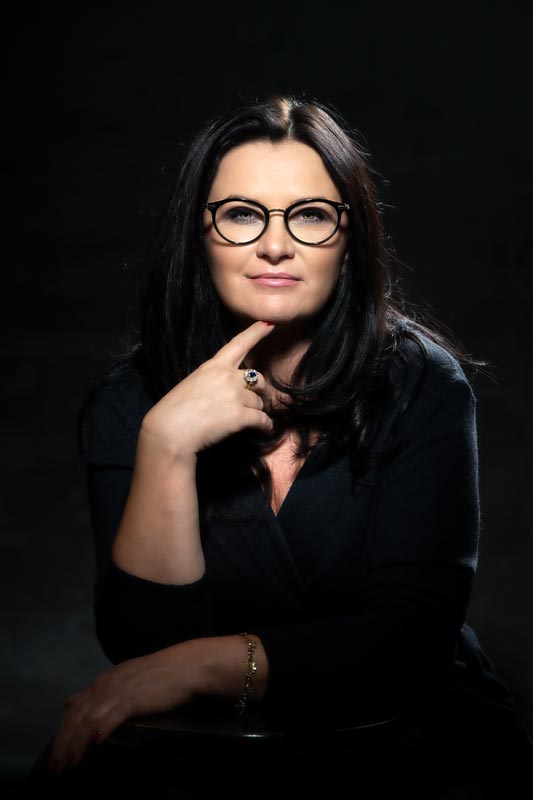 Okadka publicystyki - Mio bywa silniejsza od rozsdku. Wywiad z Nin Majewsk-Brown