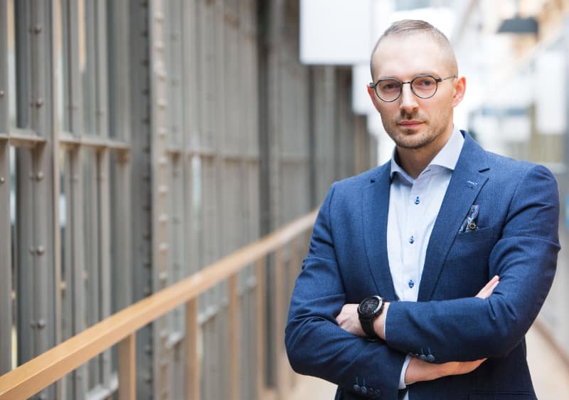 Publicystyka - Ten wiat jest brutalny. Wywiad z Hubertem Henderem
