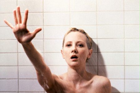 Okadka publicystyki - Psychol. Remake klasyki kina grozy