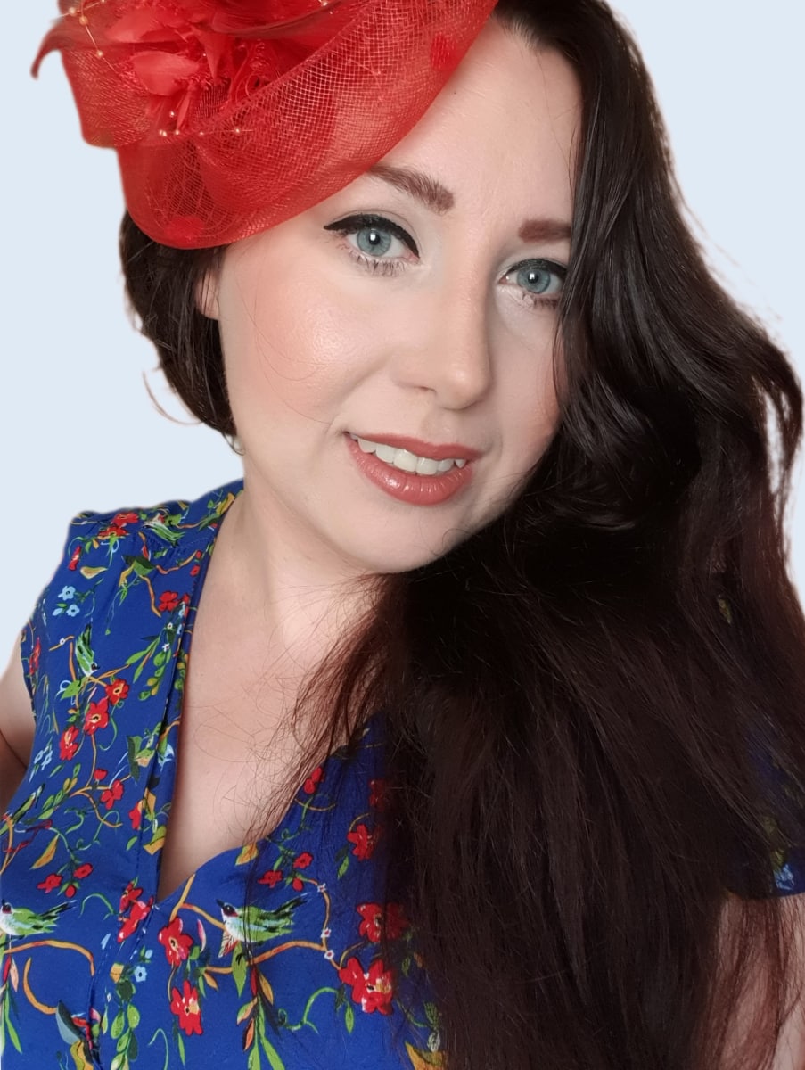 Okadka publicystyki - Listy s odzwierciedleniem gbi serca. Wywiad z Ann K. Badursk