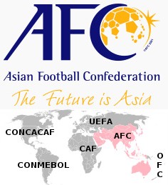 Okadka publicystyki - Pika jest okrga, bramki s dwie, a i tak pienidz rzdzi wszystkim jak chce 