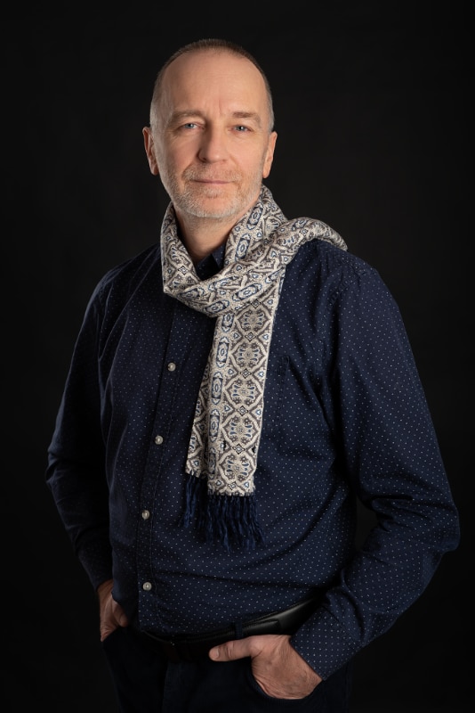 Publicystyka - Wspczesny czowiek potrzebuje otulenia. Wywiad z Robertem D. Fijakowskim