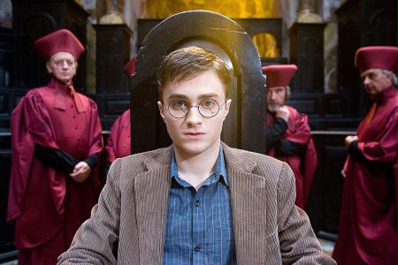 Okadka publicystyki dla Kiczowata magia dla wytrwaych. Harry Potter i Zakon Feniksa - recenzja filmu z kategorii Recenzje filmw