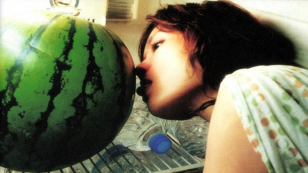 Okadka publicystyki - Kapryna chmura. Film pornograficzny zmieszany z musicalem