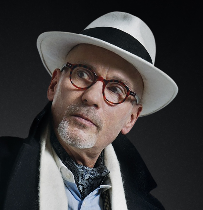 Okadka publicystyki - Chopcy czsto zaczytuj si powieciami szpiegowskimi. Wywiad z Rafaem Junosz Piotrowskim