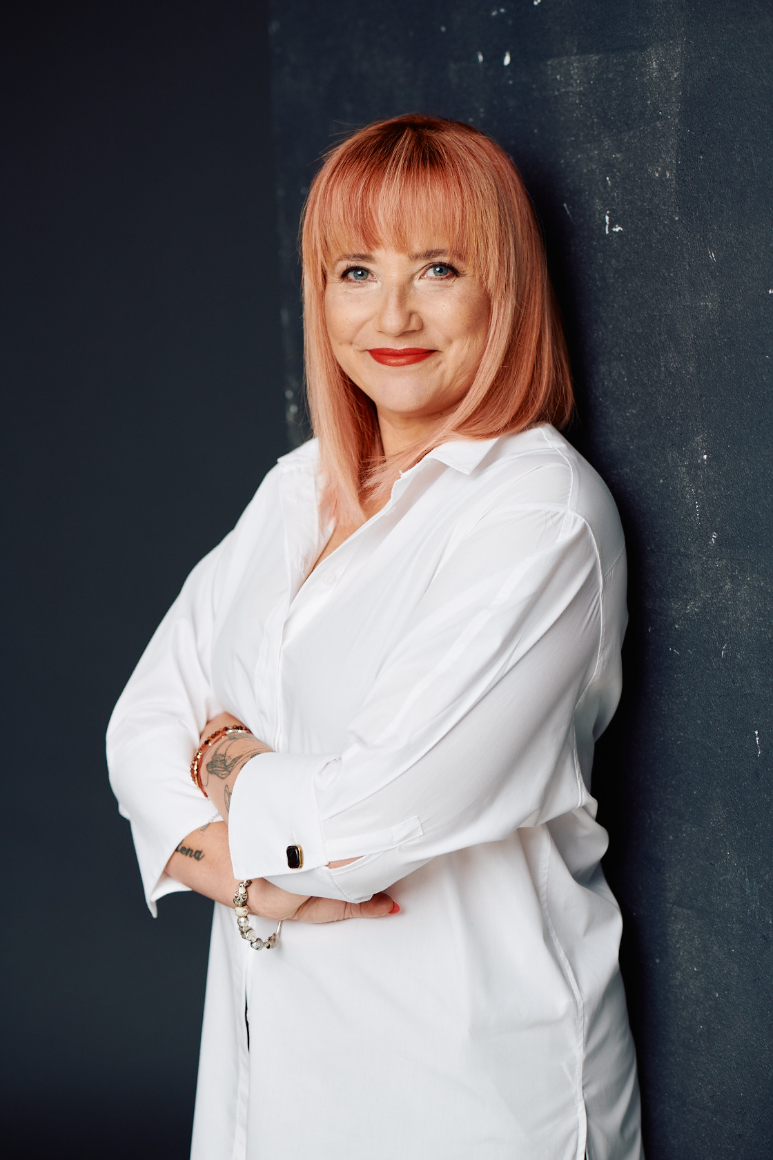 Okadka publicystyki - Jestem romantyczk. Wywiad z Agnieszk Lingas-oniewsk