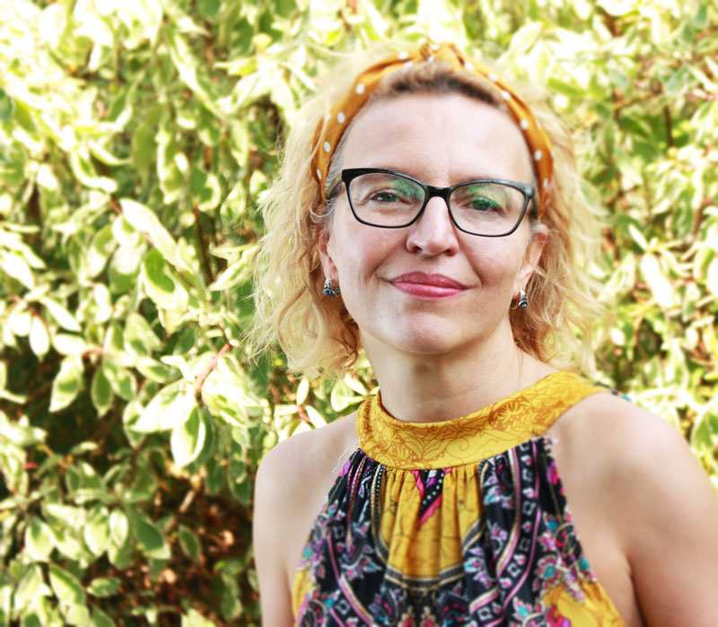 Okadka publicystyki - Literatura jest jak rozmowa. Wywiad z Joann Jagieo