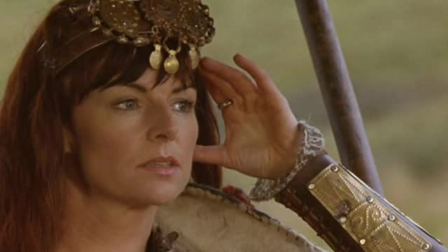 Okadka publicystyki - Gladiator w spdnicy. Angielski humor w bardzo dobrym wydaniu