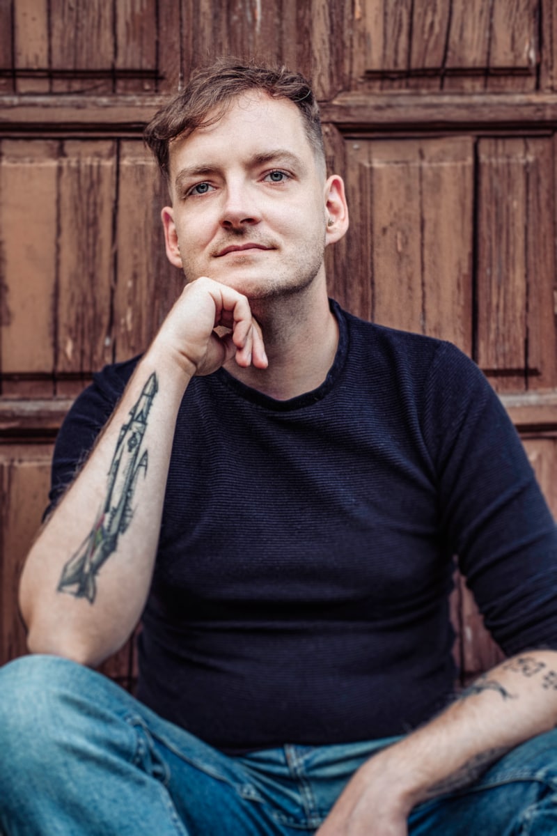 Publicystyka - Nie chcia�em, �eby to by�a powie�� o dojrzewaniu. Wywiad z Marcinem �wi�tkowskim