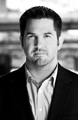 Okadka publicystyki - Z pirem na wojnie