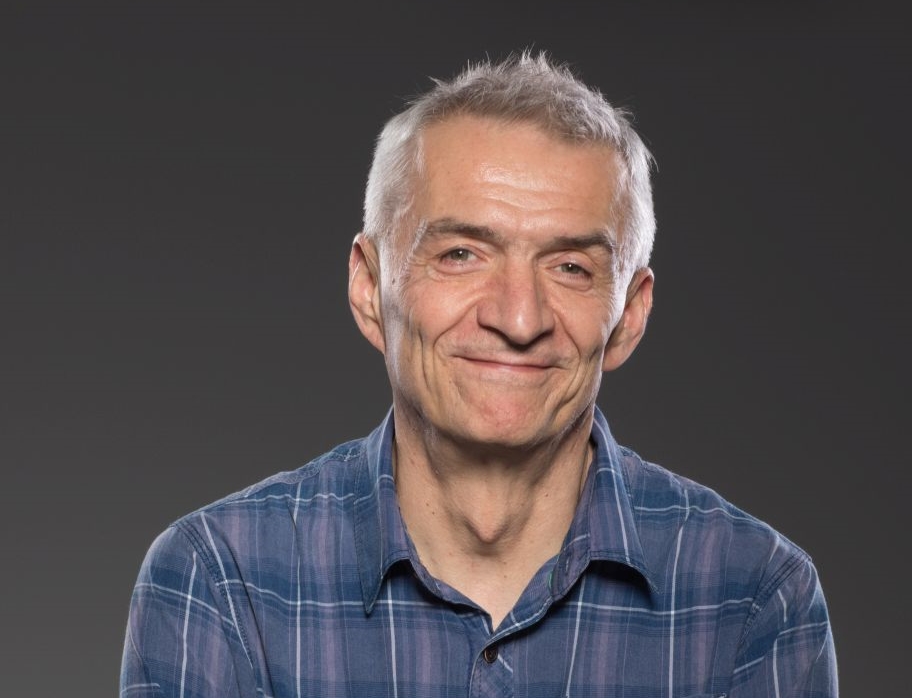 Okadka publicystyki - Zastanawiam si, czy wierz w istnienie rzeczywistoci. Wywiad z Andrzejem Ziemiaskim