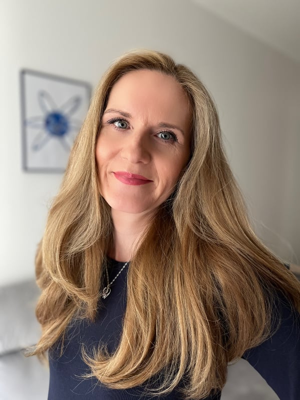 Ok�adka publicystyki - Dorastanie to tworzenie samego siebie. Wywiad z Agnieszk� Rautman-Szczepa�sk�