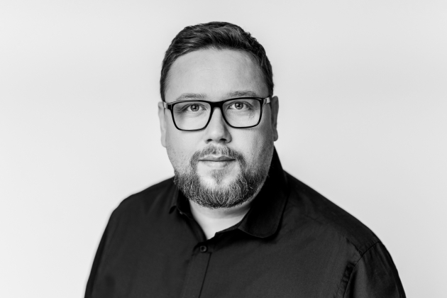 Publicystyka - Pisarz przesta� by� natchnionym demiurgiem. Wywiad z Wojciechem Gustowskim