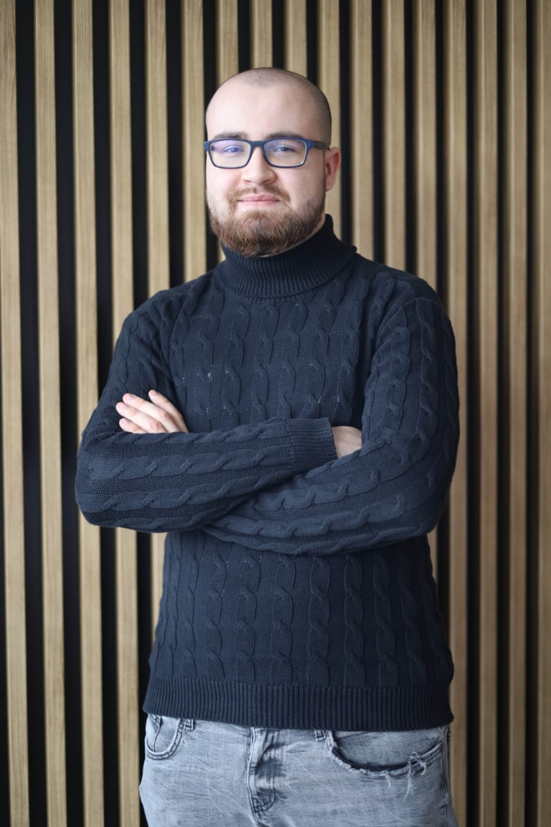 Okładka publicystyki dla Świat, w którym żyjemy, zmienia się bardzo szybko. Wywiad z Janem Woźniakiem z kategorii Wywiad