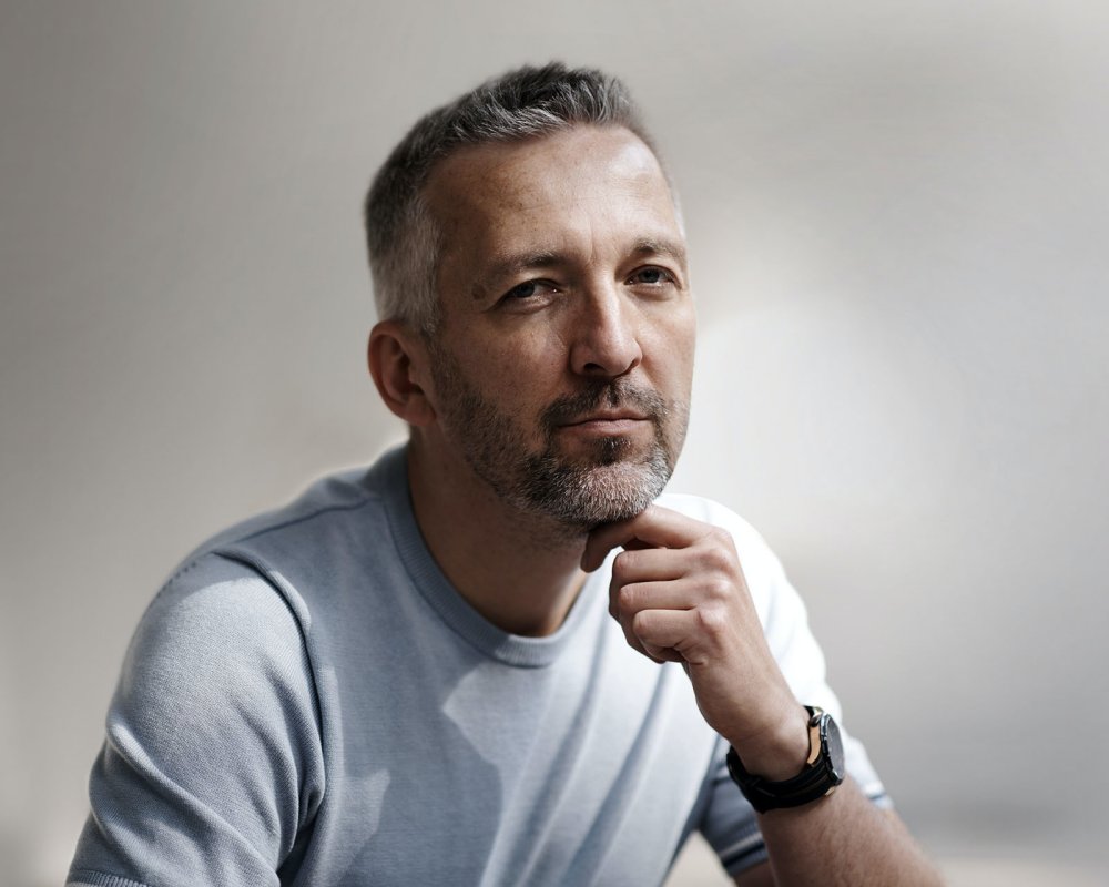 Okadka publicystyki - Najwicej ukrywamy przed najbliszymi. Wywiad z Wojciechem Nerkowskim