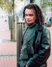 Okadka publicystyki - Poeta prowincjonalny? Rozmowa z Grzegorzem Olszaskim.