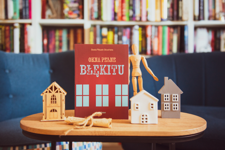 recenzja Okna pełne błękitu