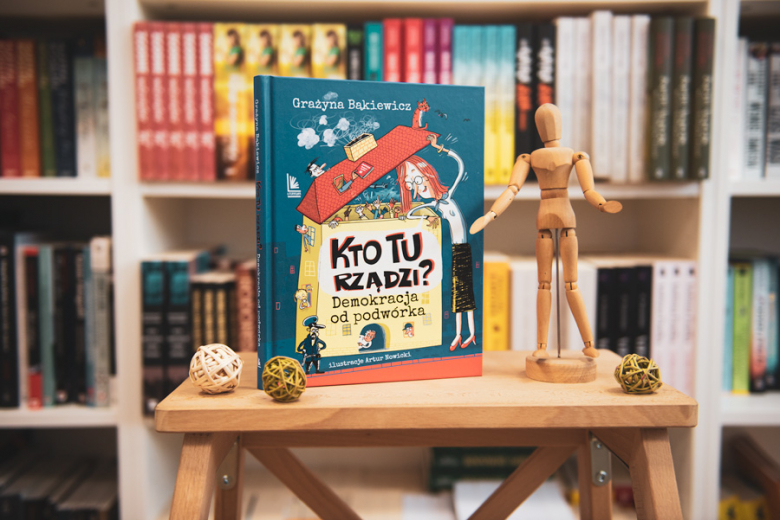 recenzja Kto tu rz�dzi? Demokracja od podw�rka