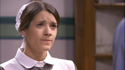 Humildad, bohaterka serialu Akacjowa 38, emitowanego na antenie TVP 2. 