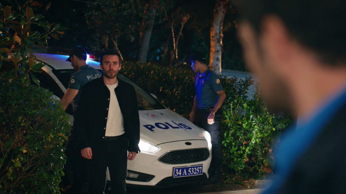 Wichrowe Wzgórze - 289 i 290 odc. Policja na farmie!