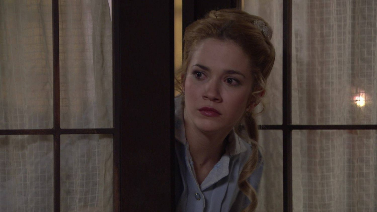 Kadr z serialu "Akacjowa 38", emitowanego na antenie TVP 2. 