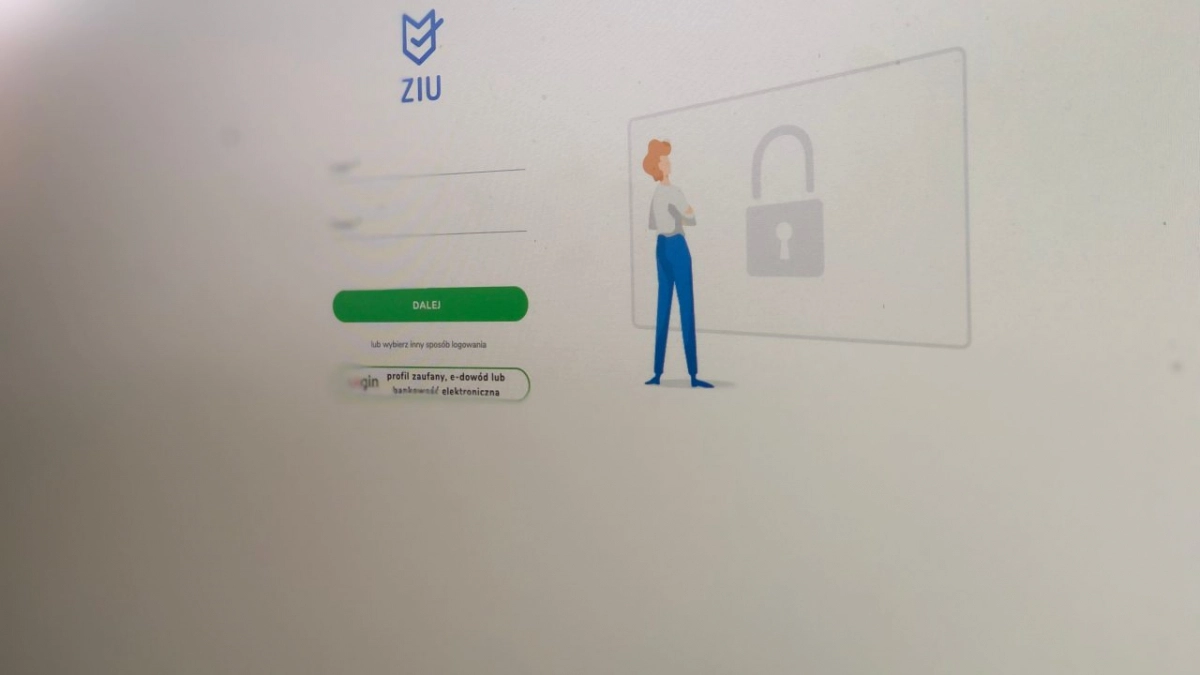 Monitor ze stroną ZIU