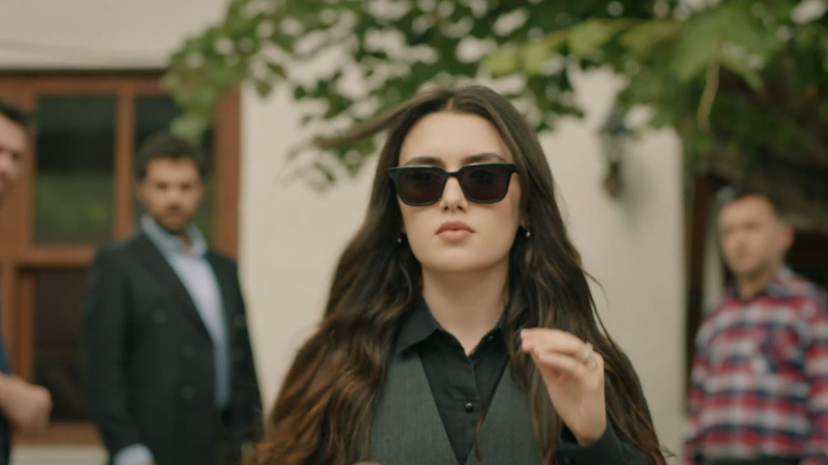 Wichrowe wzg&oacute;rze - 252 i 253 odc. Zeynep będzie konkurować z Halilem o posadę szefa sp&oacute;łdzielni.