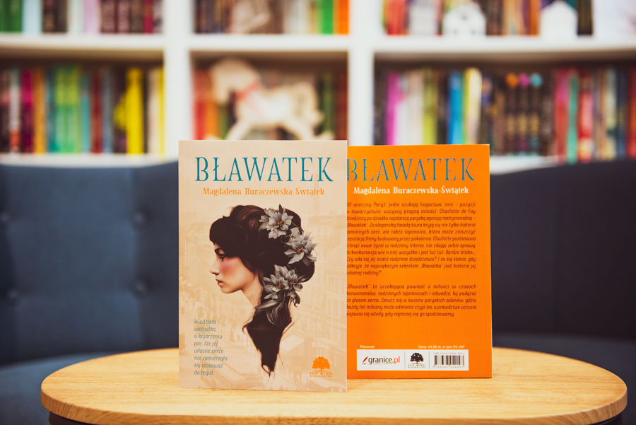 Bławatek Magdalena Buraczewska-Świątek - grafika promująca książkę